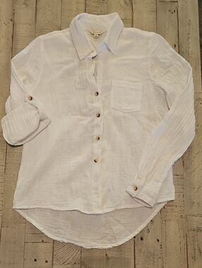 Sim & Sam White Gauzy Button-Down High-Lo Shirt